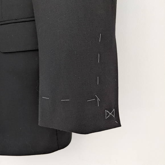 HART SCHAFFNER MARX *un-tailored* Sport Coat/Blazer - Picture 6 of 8